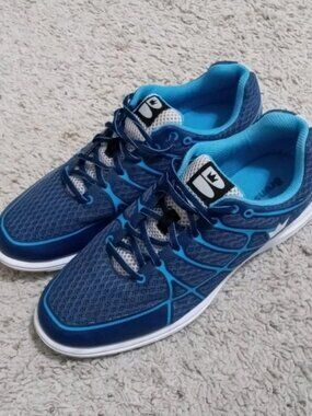 Brunswick Aura Womens 9.5 Bowling Shoes Navy Blue Baby Blue Lace Up